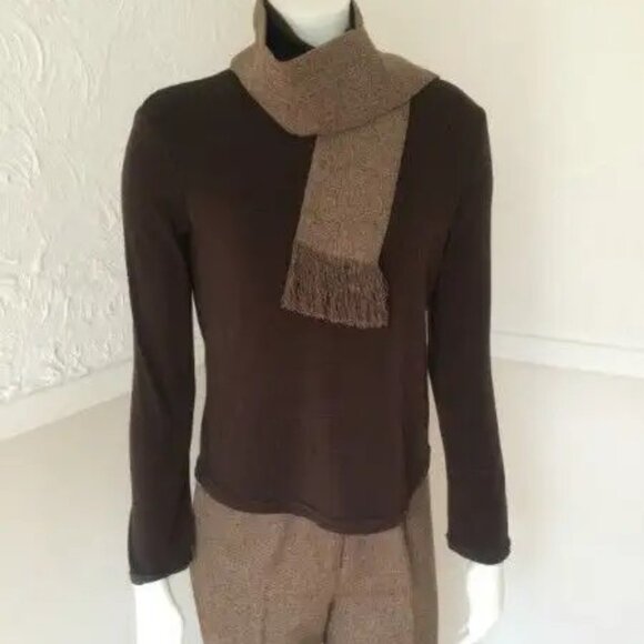 4-pc set lady's wear like new - Picture 9 of 12